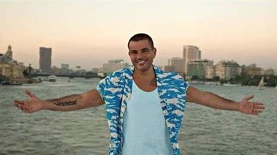 أبرزهم عمرو دياب وتامر حسني .. مطربون  خاضوا تجربة التمثيل