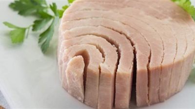 الصحة توضح الاستخدام الآمن للتونة خلال الحمل وأهم الفيتامينات بها