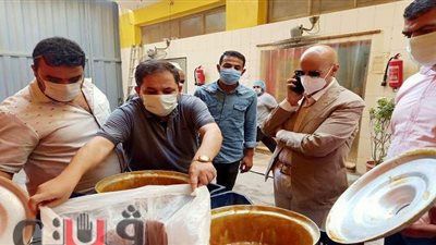 إحباط بيع 50 طن مخللات فاسدة في  الشرقية | صور