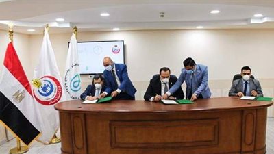 التأمين الصحي الشامل يبدأ تقديم خدمات طبية للمنتفعين أون لاين