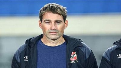 تعرف على تفاصيل عرض بيراميدز للمدير الفني للأهلي