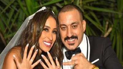 دياب مهنئاً زوجته بعيد ميلادها: كل لحظة وأنتي أحلي حاجة في حياتي