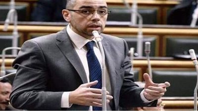 طلب إحاطة بشأن انتظام العمل والتكدس بالمحاكم