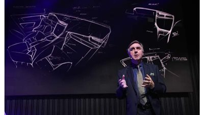 بيتر هوربوري يفوز بجائزة التصميم والإبداع في قطاع السيارات 2020