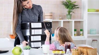 نصائح تساعدك على الموازنة بين البيت والعمل دون إجهاد نفسك