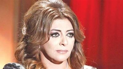 آخرها شائعة الاستيلاء على أموال زوجها.. أزمات في حياة هالة صدقي الشخصية