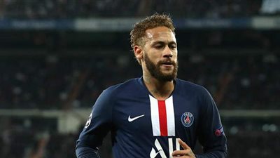 بصورة صادمة وتعليق غامض.. نيمار 