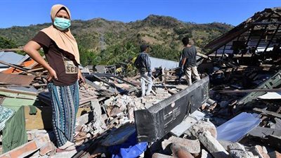 زلزال بقوة 6.8 درجة يضرب بحر باندا قبالة إندونيسيا