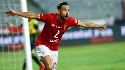 الأجانب سلاح الأهلي في القمة 120