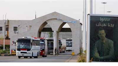 لبنان يفتح حدوده البرية مع سوريا للسماح للراغبين في العودة إلى بلادهم