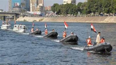 شرطة المسطحات تضبط 5 مصانع بداخلهم 373 طن سلع غذائية ومطهرات مجهولة المصدر