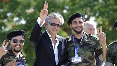 برنارد ليفي يظهر مع مرشحة المعارضة الخاسرة في الانتخابات البيلاروسية