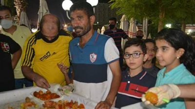 عزت الزاهي بائع التين يبدأ عمله في نادي الزمالك