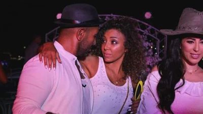 بعد أفيش كوبري أكتوبر.. خطيبة أحمد سعد تحتفل بعيد ميلاده بالرقص على 