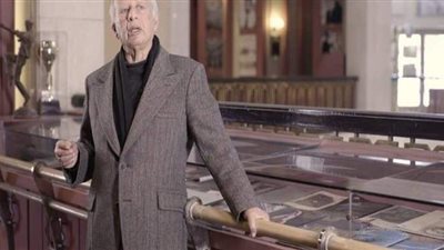 هاني شنودة يفاجأ متابع بالرد على هجومه: المهم أن كل الناس حواليا بيحبوني