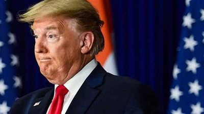 ترامب يطالب بتسريع اختبارات اللقاح لإنقاذ أرواح الأمريكيين