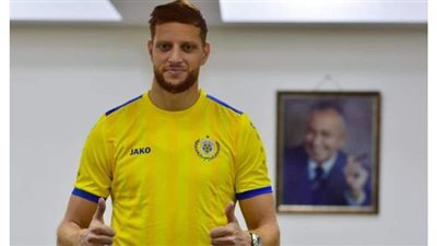 فخر الدين بن يوسف ينهي الجدل ويصل لاستكمال مشواره مع الإسماعيلي