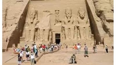 تعرف على الفنادق والمطاعم المسموح لها باستقبال سائحين بالأقصر وأسوان