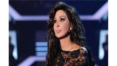 إليسا تتبرأ  من مسئولي الدولة اللبنانية على الهواء