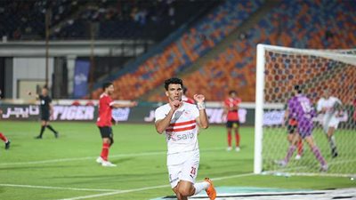 الزمالك يتقدم على الأهلي 0/1 في الشوط الأول بالقمة 120