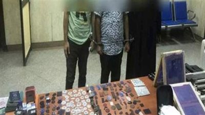 تفاصيل ضبط عصابة تزوير المحررات الرسمية.. المتهمون زوروا بطاقات متوفين لاستغلالها في أعمال إجرامية.. واستولوا على 10 ملايين جنيه