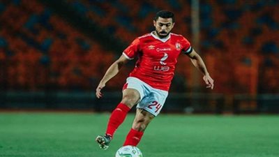أحمد فتحي يعود إلى تشكيل الأهلي الأساسي أمام الجونة