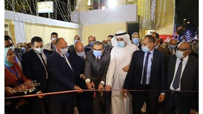 وزير القوى العاملة ومحافظ القاهرة يفتتحان فندق نقابة العاملين بالغزل والنسيج
