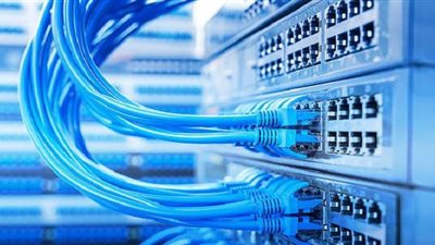 باحثون بريطانيون يبتكرون أسرع شبكة إنترنت يمكنها نقل 178 تيرابايت في الثانية