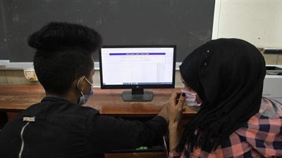 عميد زراعة عين شمس: معامل التنسيق تعمل بأقل من نصف طاقتها بسبب كورونا | فيديو