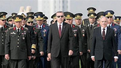 اعتقال 34 عسكريا تركيا على خلفية محاولة الانقلاب في 2016