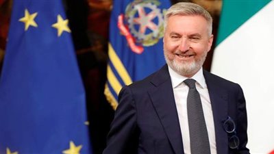 وزير الدفاع إلإيطالي يصل بيروت غدا