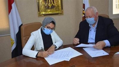 نائب محافظ الوادي الجديد توقع بروتوكول لتوريد التغذية المدرسية