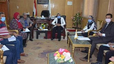 نائب محافظ الوادى الجديد تتابع الموقف التنفيذي بمشروع 