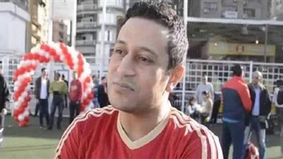 هشام حنفي: هناك لاعبين لا يستحقون اللعب للأهلي