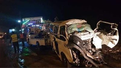 إصابة 11 شخصًا في انقلاب ميكروباص على طريق الكريمات بالصف