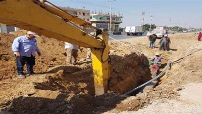 إنشاء خطوط لتصريف مياه الأمطار والسيول بمنطقة أبو سمران بمركز بلبيس