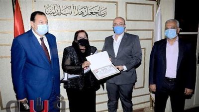 تكريم 12 أماً مثالية 