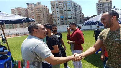 مجلس إدارة دمنهور يحل أزمة المعسكر المغلق