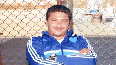 بعد  إقصائه من الناشئين.. إصابة أحمد سراج مدرب الأهلي السابق بجلطة