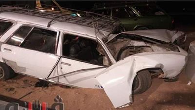 بالأسماء.. إصابة 8 أشخاص في تصادم  سيارة 