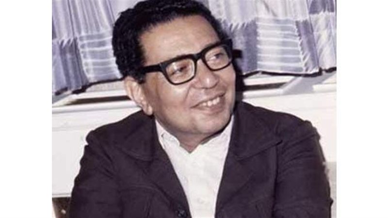 الكاتب أحمد بهاء