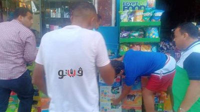 حملة مكبرة لإزالة إشغالات الباعة الجائلين بوسط الإسكندرية