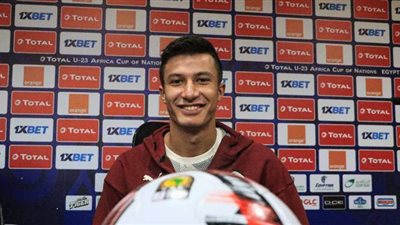 أسامة جلال يوقع رغبة انضمامه للأهلي واقتراب رجب بكار