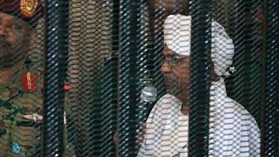 إرجاء محاكمة البشير عن انقلاب 1989 إلى أول سبتمبر