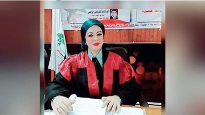 أول رد لدكتورة  آداب المنصورة المحالة للتحقيق في واقعة التلاعب بأوراق الامتحانات