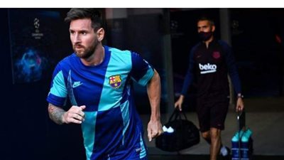 بعد إعلان رحيله عن برشلونة.. 5 أندية تتصارع على ضم ميسي