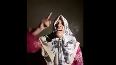 أيقونة الثورة الليبية: عمري 56 عاما وأعاني من أمراض ومش خايفة من مليشيا الوفاق | فيديو