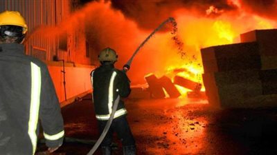 النيابة تطلب تقدير خسائر  حريق مخزن أخشاب في الهرم