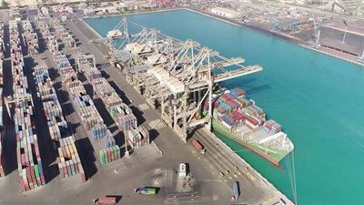 5 معلومات عن تدشين مشروعات بالمنطقة الاقتصادية لقناة السويس | صور