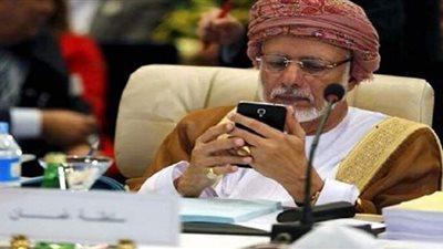 عمان تكشف عن السبب الرسمي للإعفاء المفاجئ لوزير الخارجية السابق